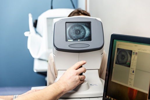 Контактные линзы: безопасное решение или невидимая угроза? Объясняет врач-офтальмолог 